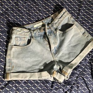 Brand new, Light blue, size 23 Pacsun mom shorts.